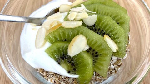 Oat And Kiwi Breakfast Boost